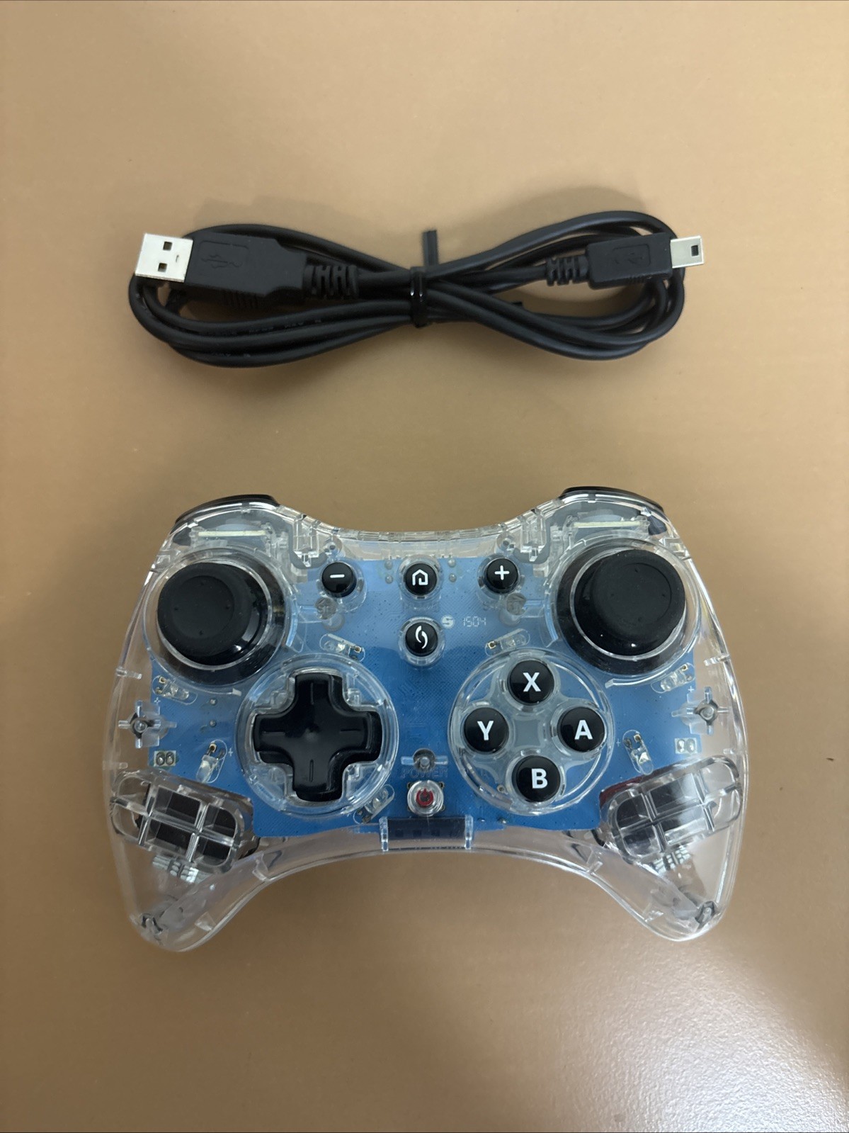 Nintendo Wii U Afterglow Pro Controller Clear Blue LED (K3)