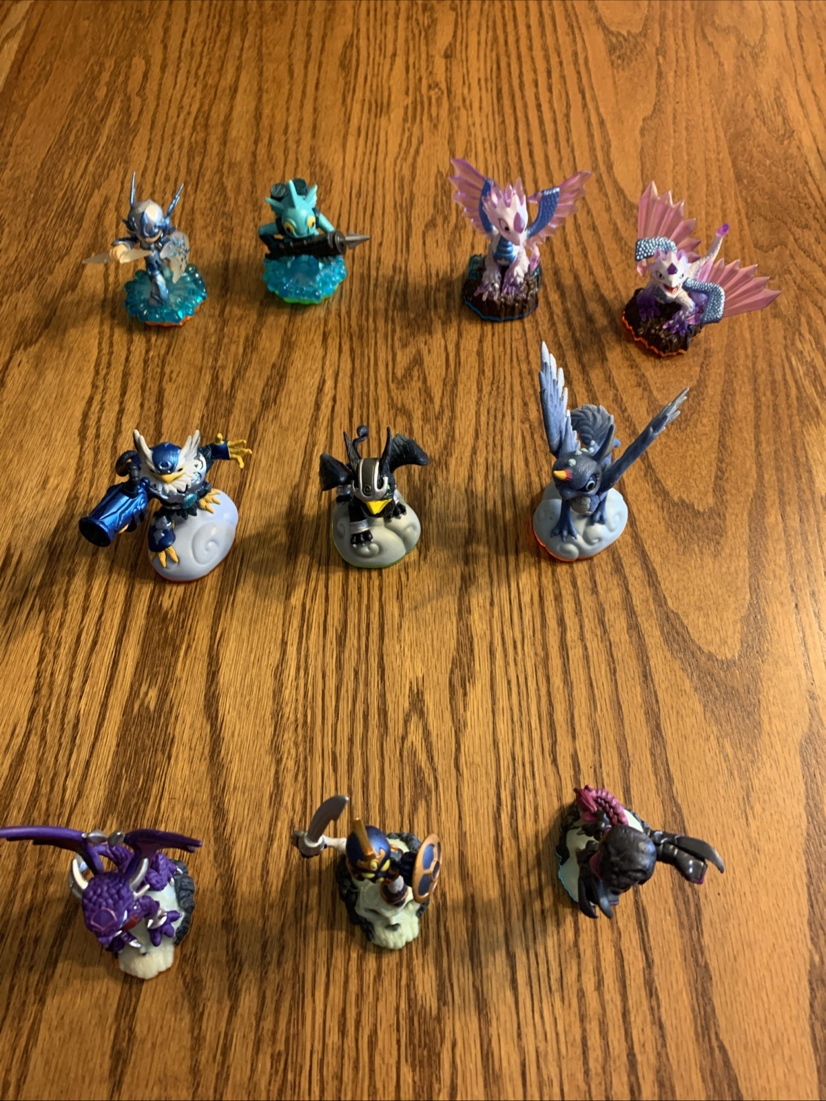 29 SKYLANDERS Figures (Mixed Lot)