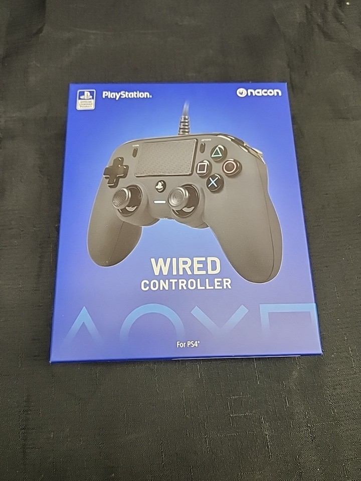 Nacon Wired Controller For PlayStation 4 PS4 and PC, Black Sealed