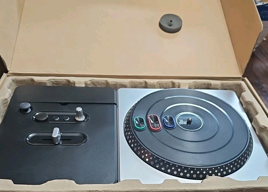 Activision DJ Hero turntable controller kit for the Nintendo Wii OPEN BOX