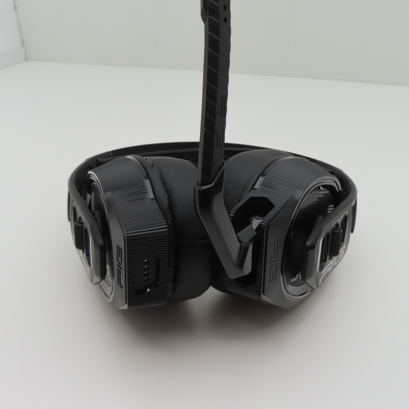 RIG 800 PRO HX Wireless Gaming Headset & Multi-Function Base For Xbox