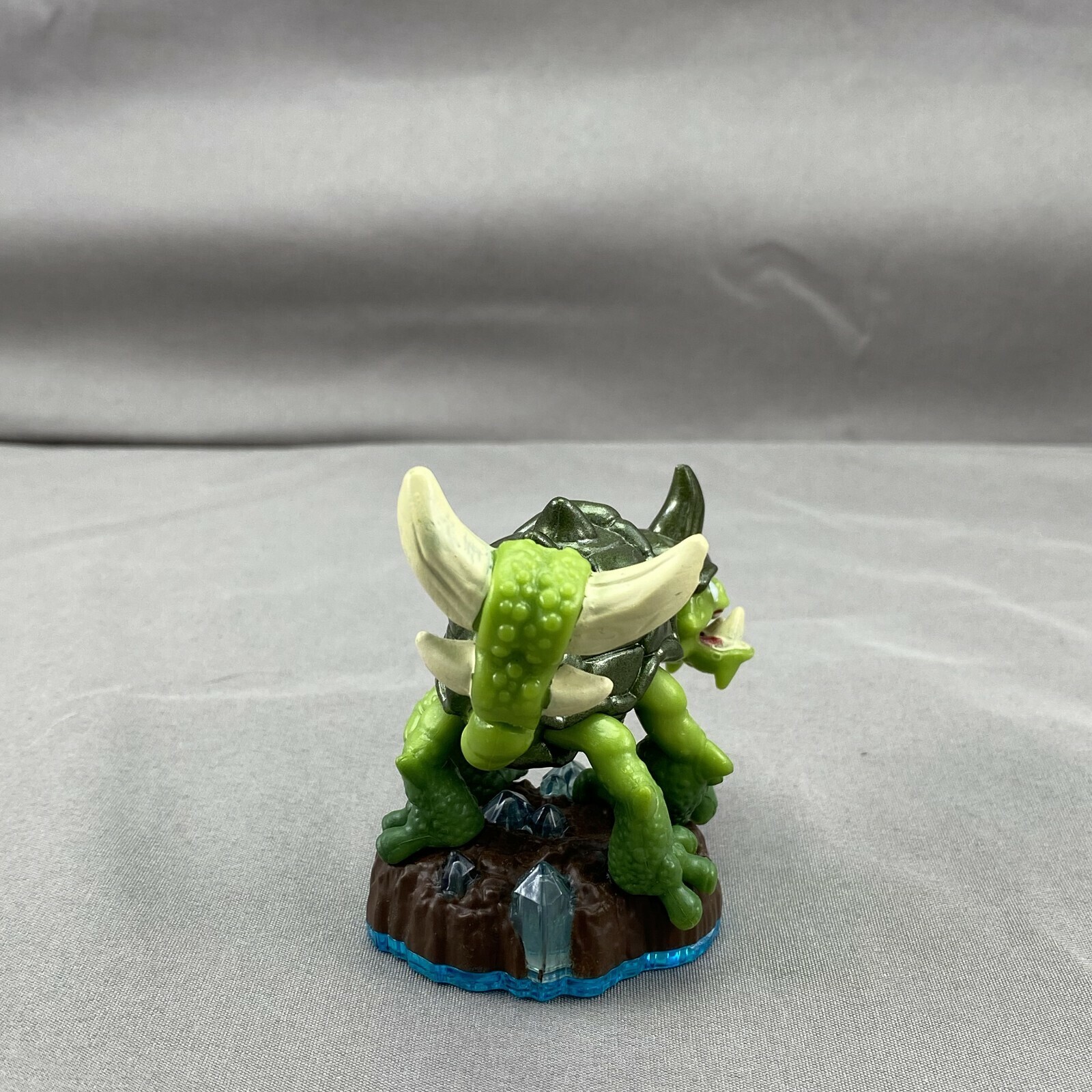 SKYLANDERS SWAP FORCE – SLOBBER TOOTH Earth Element Loose Figure with Card