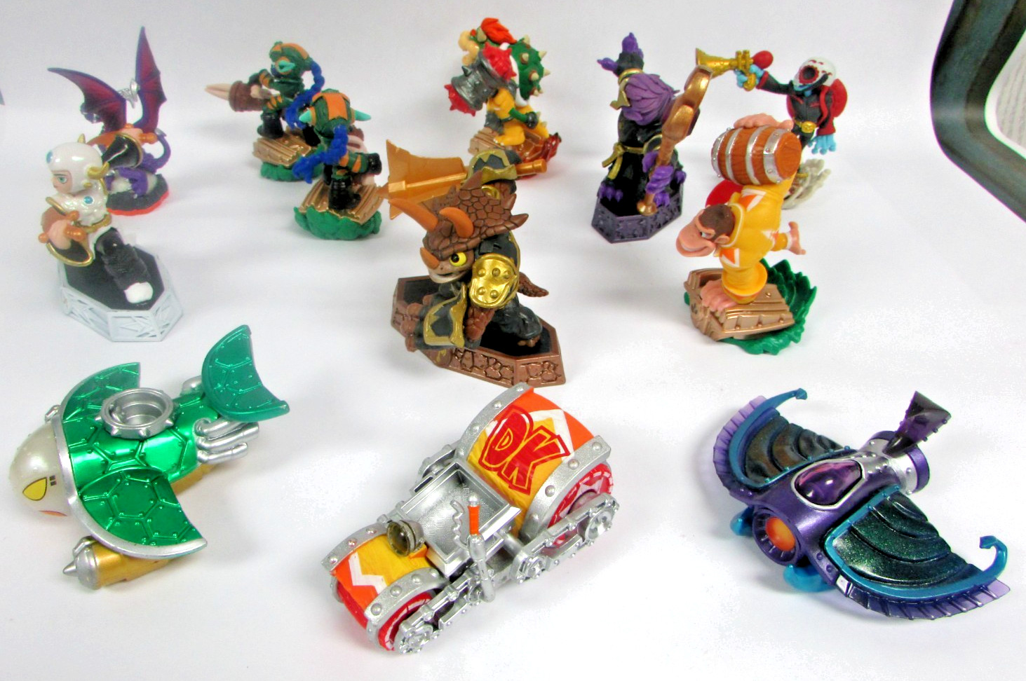Lot of 12 Skylanders Imaginators Figures Activision