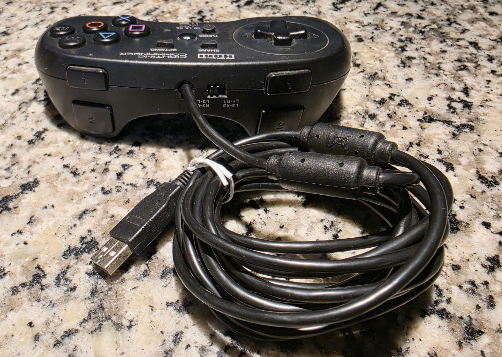 Hori Fighting Commander Controller Black – PS4 PS3 PC (PS4-044U) Tested!