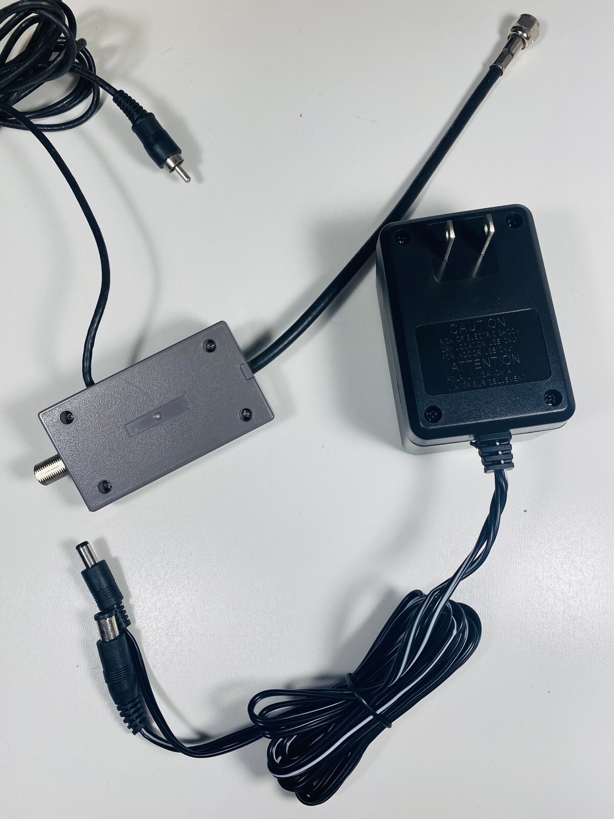 Nintendo SNES NES-003 RF Switch + AC Adapter Connect Cables for Nintendo Console