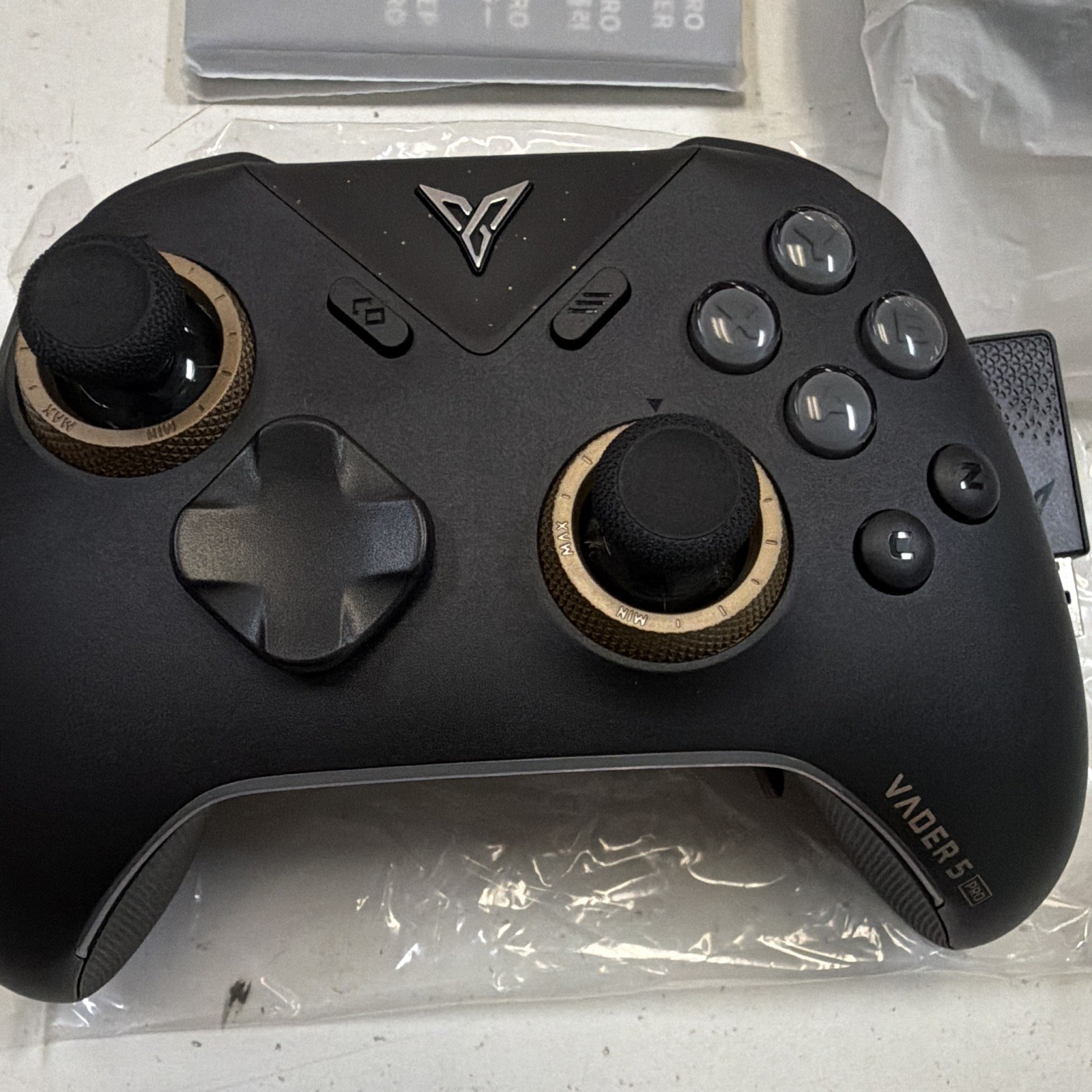 Flydigi Vader 5 Pro Wireless/Wired Controller PC Android Black/Gold USB Dongle