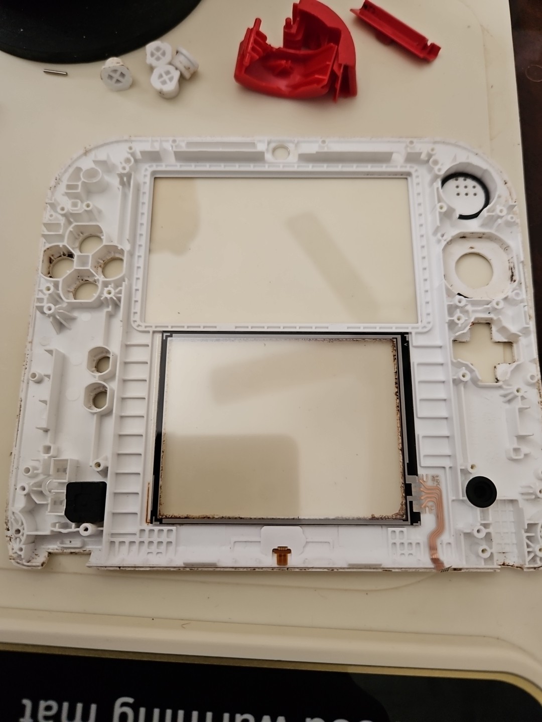 Original Nintendo 2DS Faceplate White