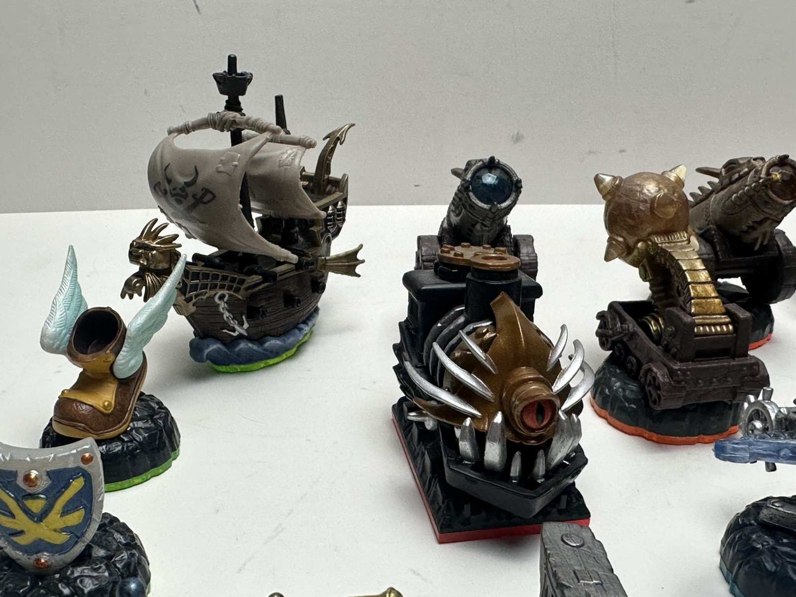 Random Skylanders Lot