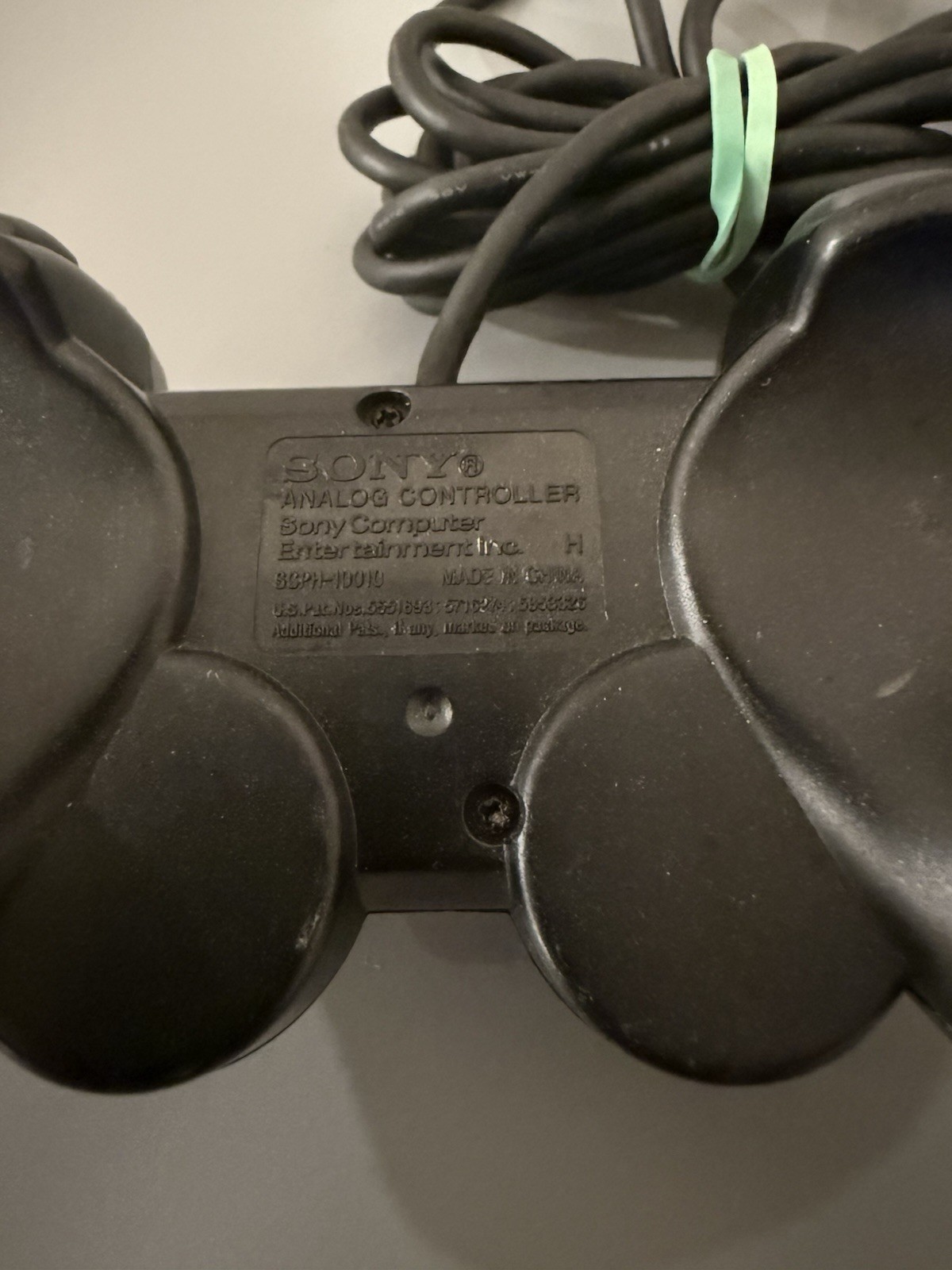 Sony DualShock 2 (SCPH-10010) Gamepad – Black