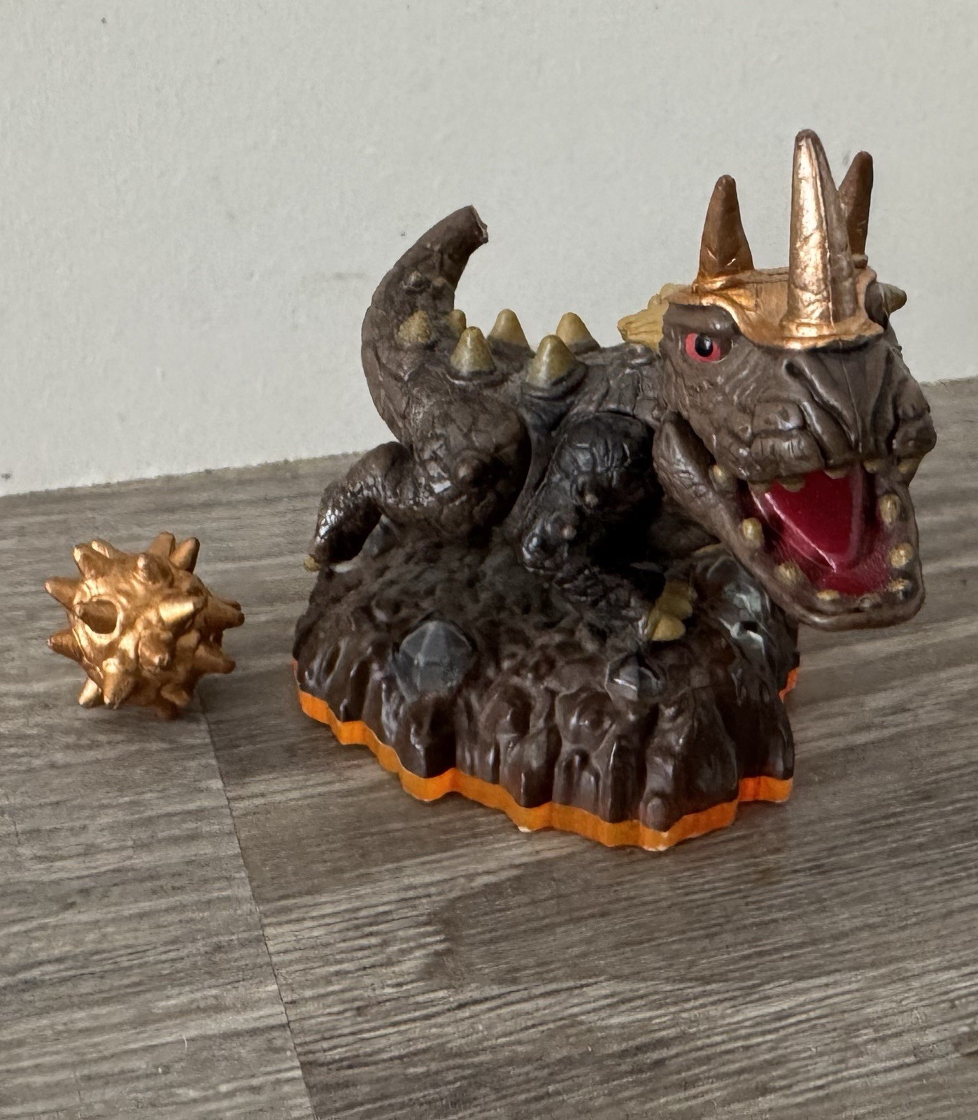 Skylanders Collectible Figures – Lot of 8