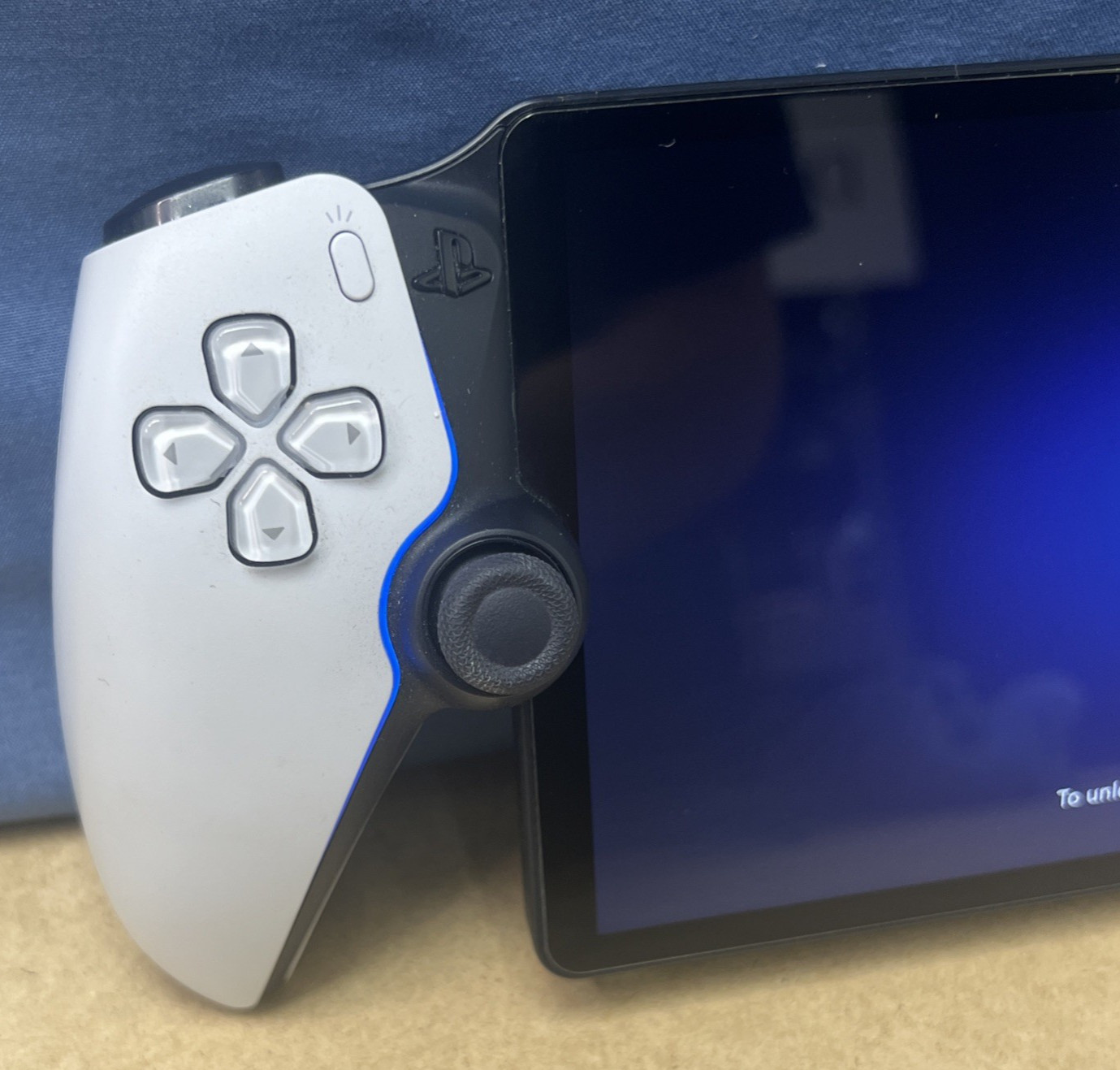 Sony PlayStation 5 Remote Play Handheld System CFI-Y1001 White Tested and reset