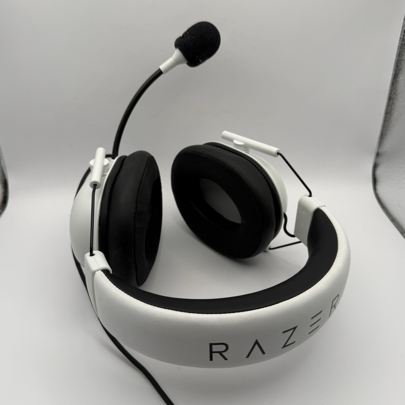 Razer BlackShark V2 X Gaming Headset, White – No Box