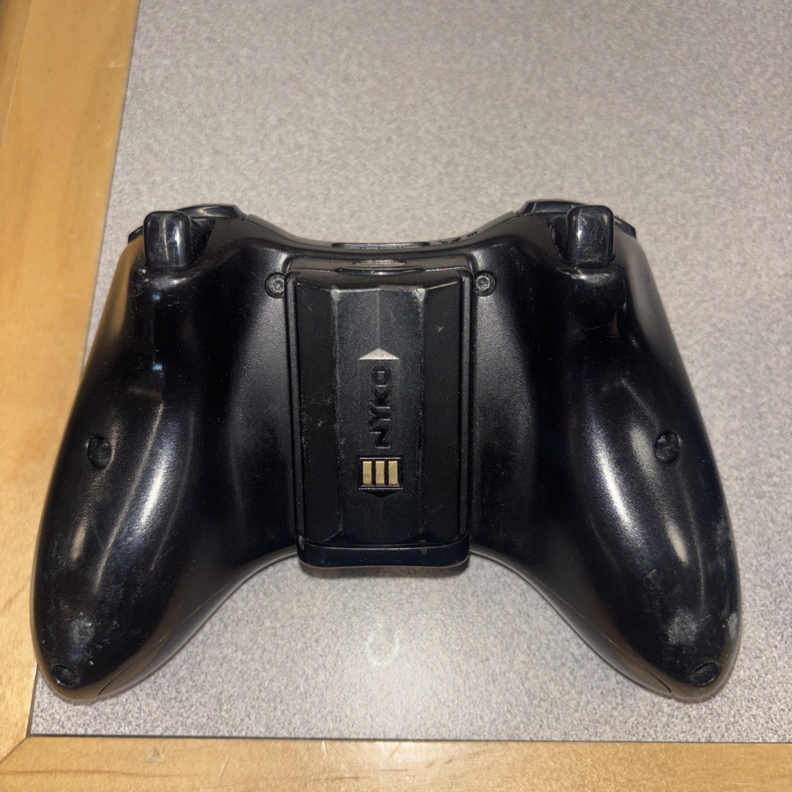 Microsoft Xbox 360 Wireless Controller – Glossy Black 2 Item Untested!