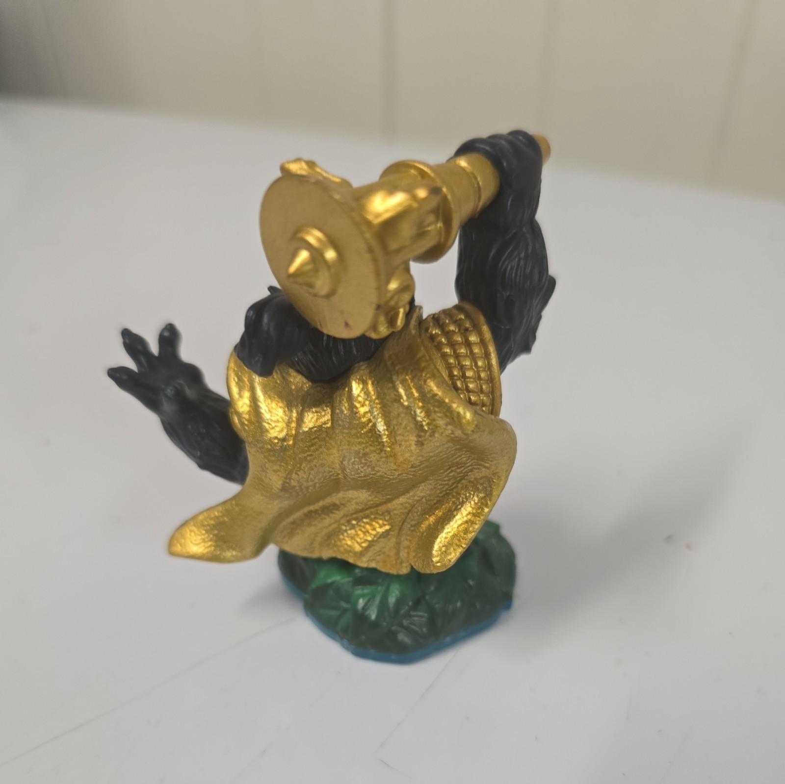 LEGENDARY ZOO LOU ~ LIFE SKYLANDERS SWAP FORCE FIGURE
