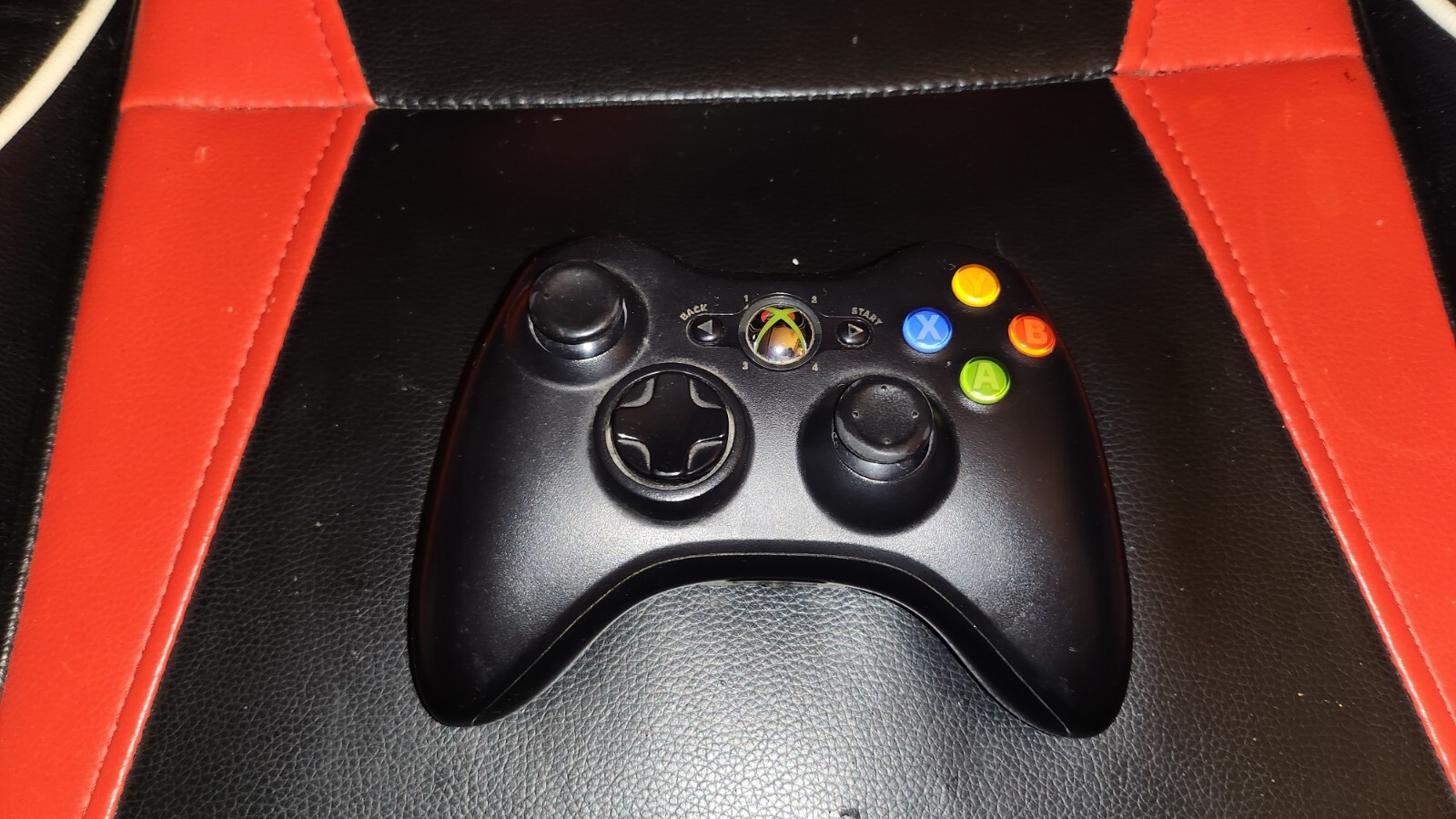 Microsoft Xbox 360 Wireless Controller – Glossy Black