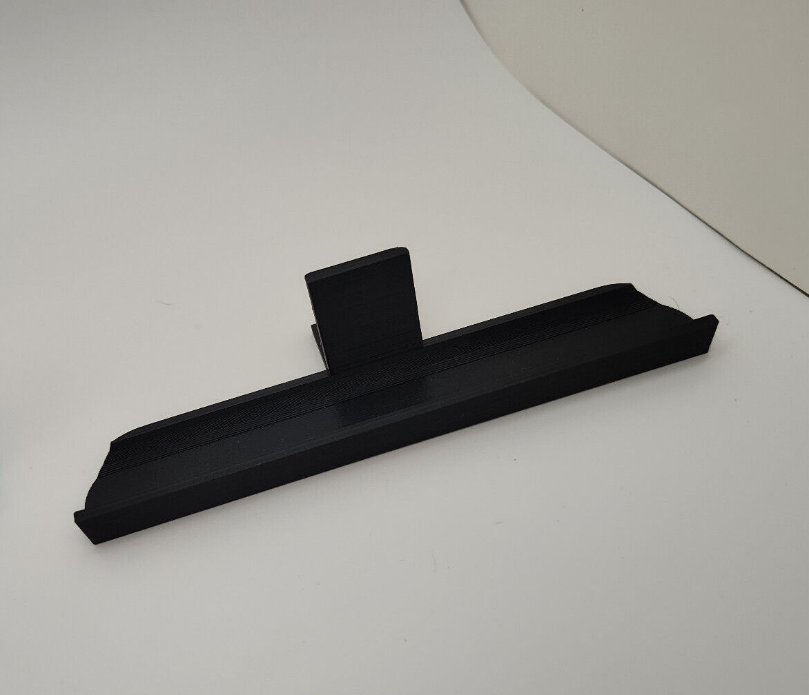NINTENDO NEW* 2DS / 3DS XL LOW PROFILE DISPLAY STAND – CHOOSE COLOR