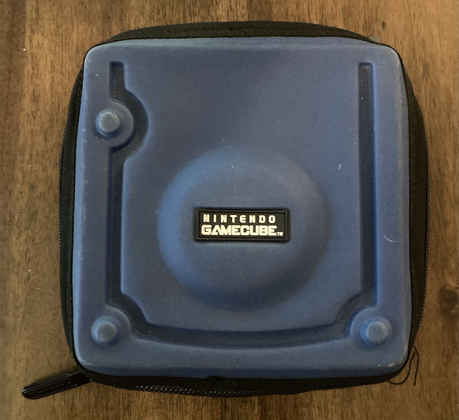 Nintendo GameCube hard shell game travel case