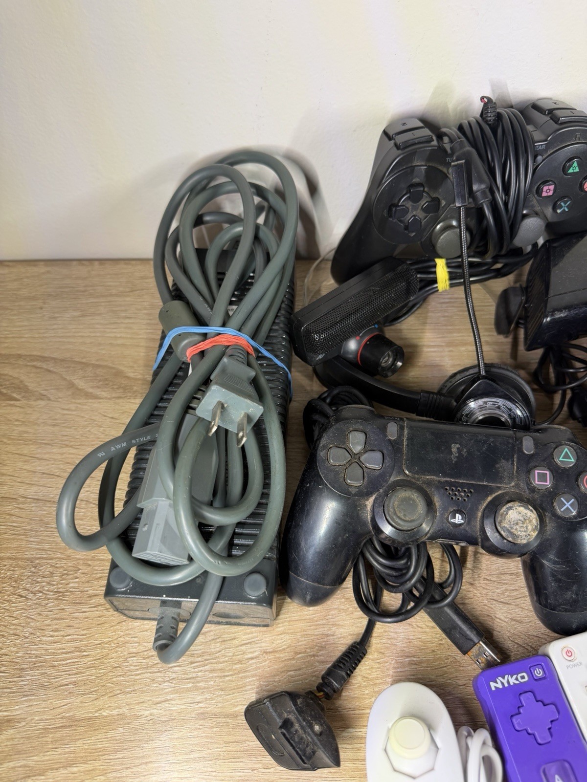 Video Game Controller & Accessories Lot | PARTS ONLY / UNTESTED