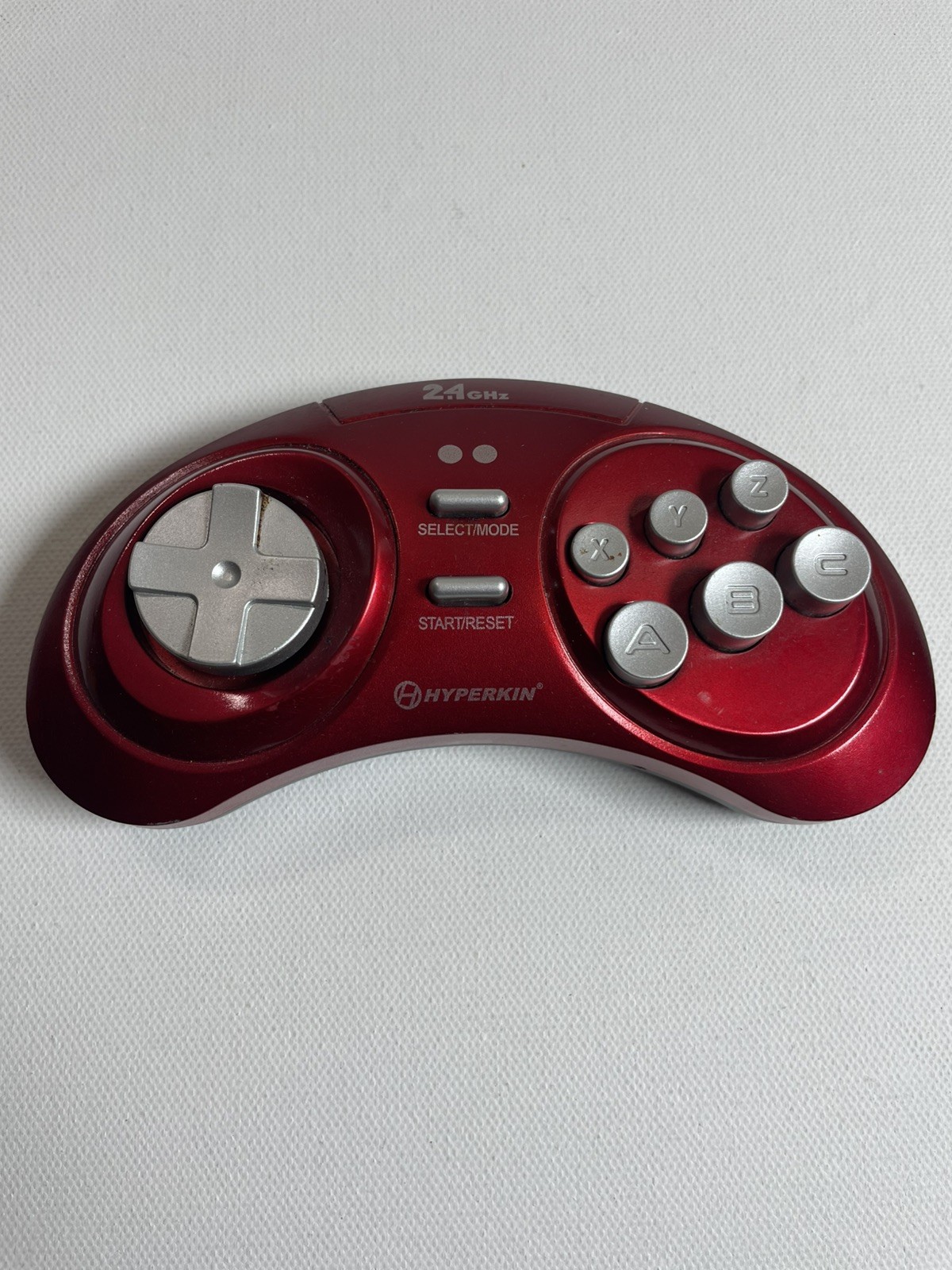 Hyperkin Retron 3 Wireless Red Controller 2.4 GHz M07168-LR/3592PO8