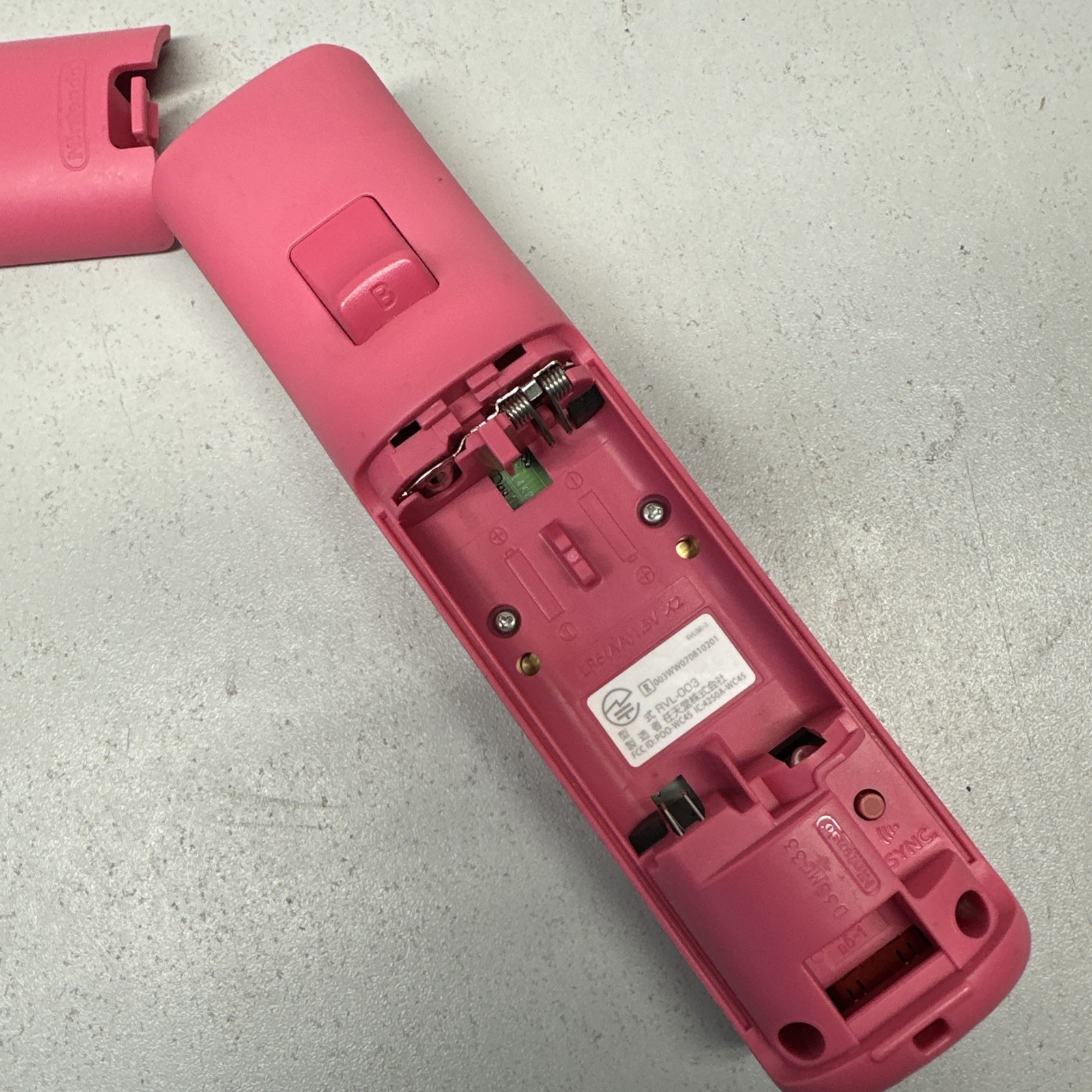 Nintendo WII Motion Plus Controller Tested. Pink!