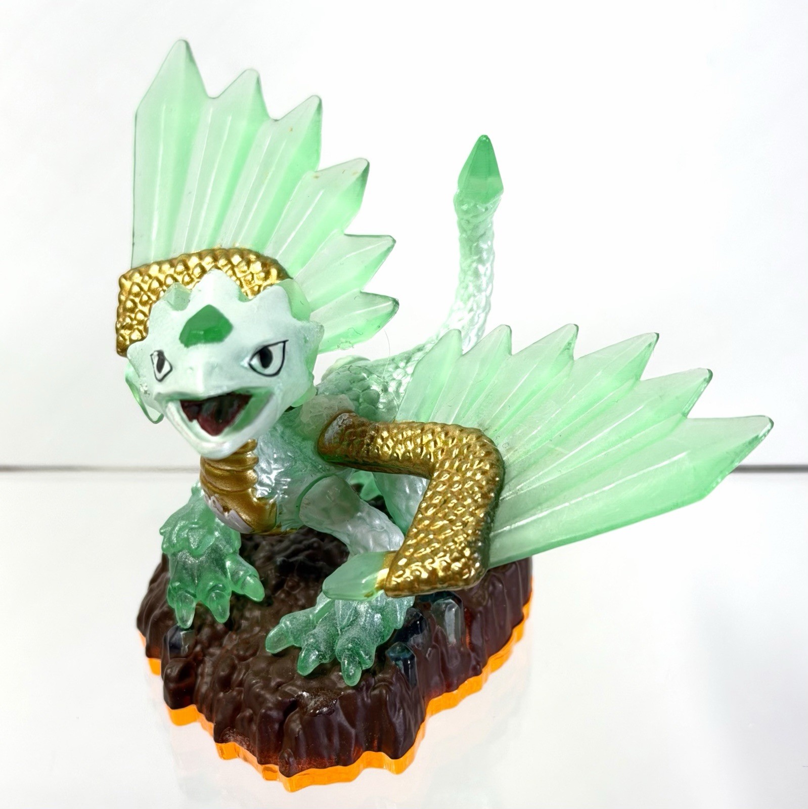 Skylanders Giants Jade Flashwing Figure Loose w/ Trading Card & Sticker