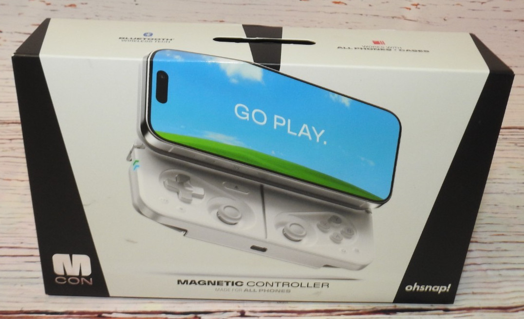 MCON Oh-Snap! Mag Safe Magnetic mobile day controller in box