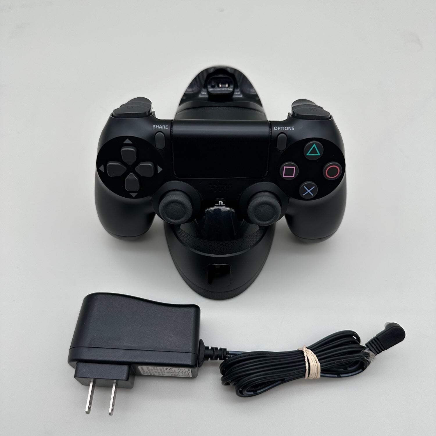Sony PlayStation 4 DualShock 4 Wireless Controller Black With Charging Dock