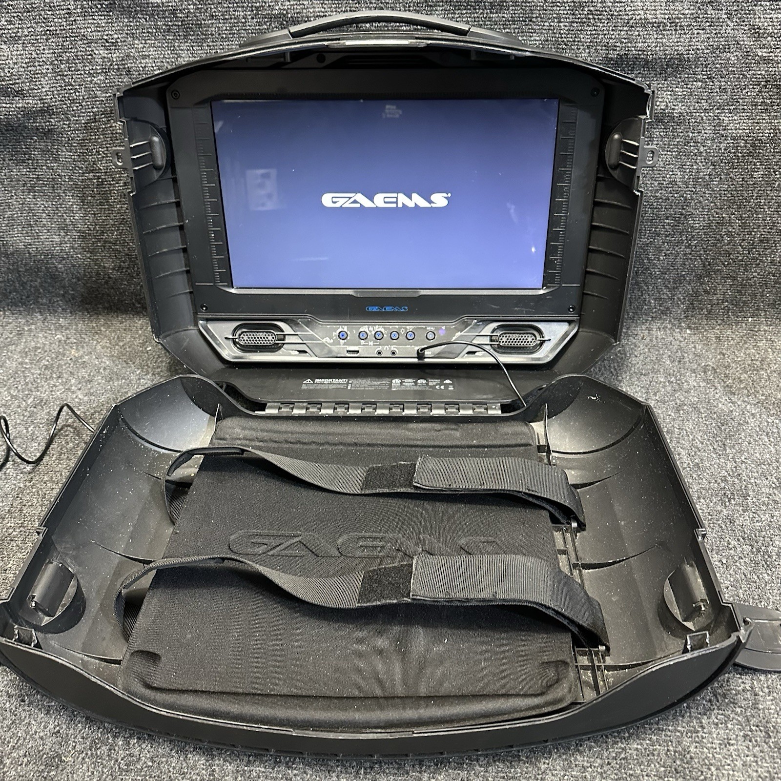 Gaems G155 Sentry Personal Gaming Portable HDMI Monitor PS5 PS4 PS3 Xbox One