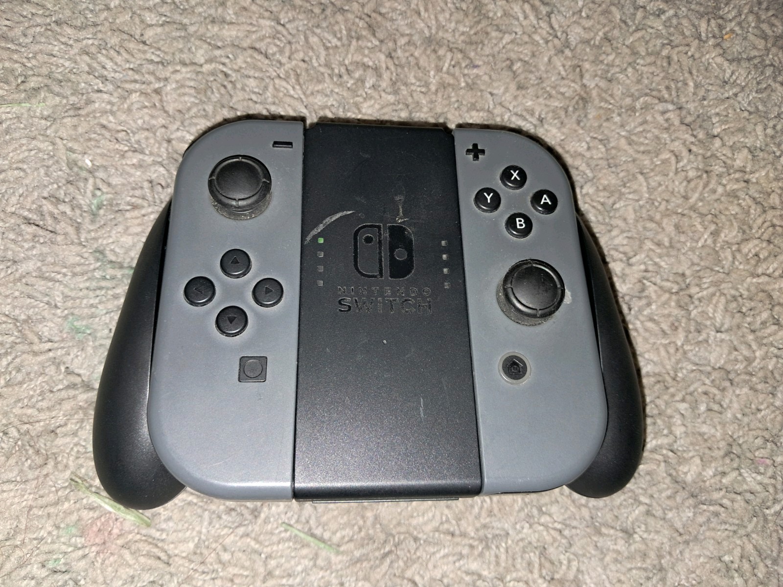 Nintendo Switch Gray Joy-Con Controllers Pair L/R HAC-015 HAC-016 w/Grip