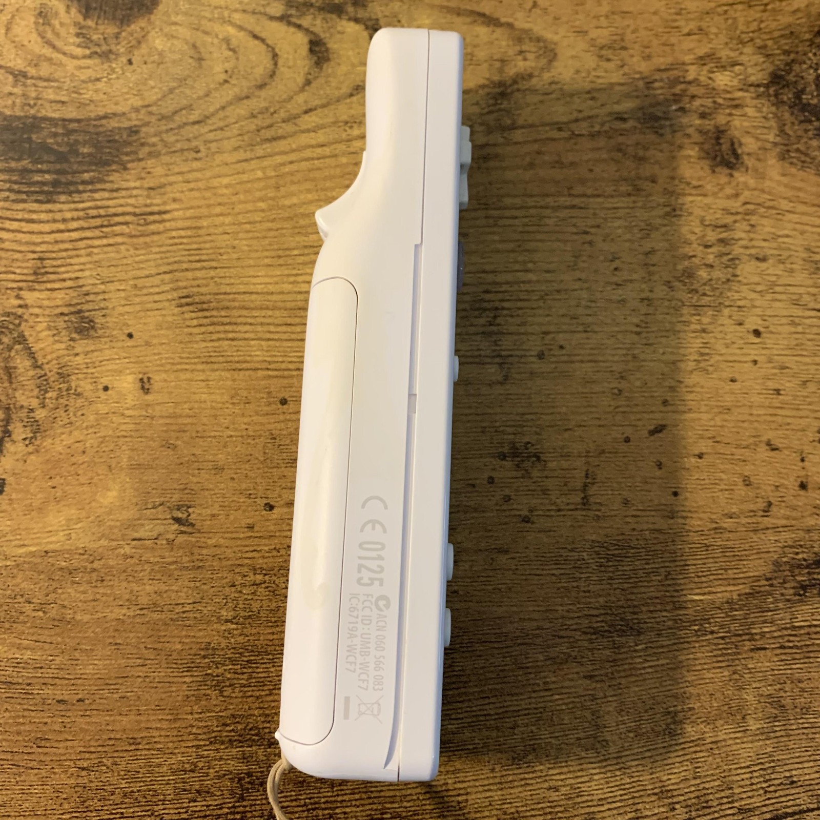 Nintendo Wii Remote Controller White RVL-003 Wireless Wii/Wii U Strap Motion