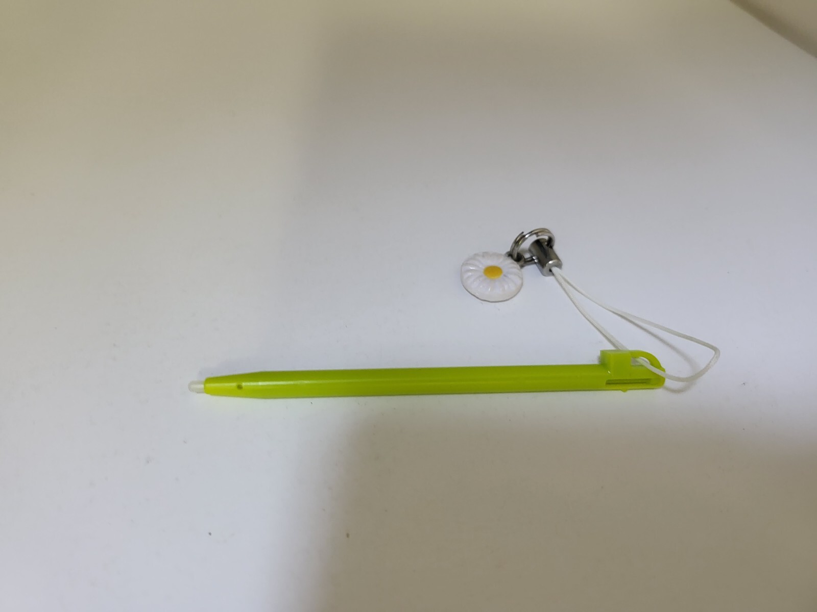 NEW Light Green Stylus pen with Flower Charm for the Nintendo DSi & DSi XL #E7