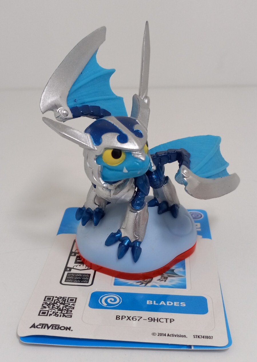 Skylanders Trap Team Blades Activision Normal Figure