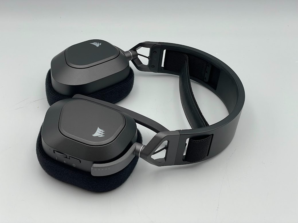 Corsair HS80 MAX Wireless Multiplatform Gaming Headset