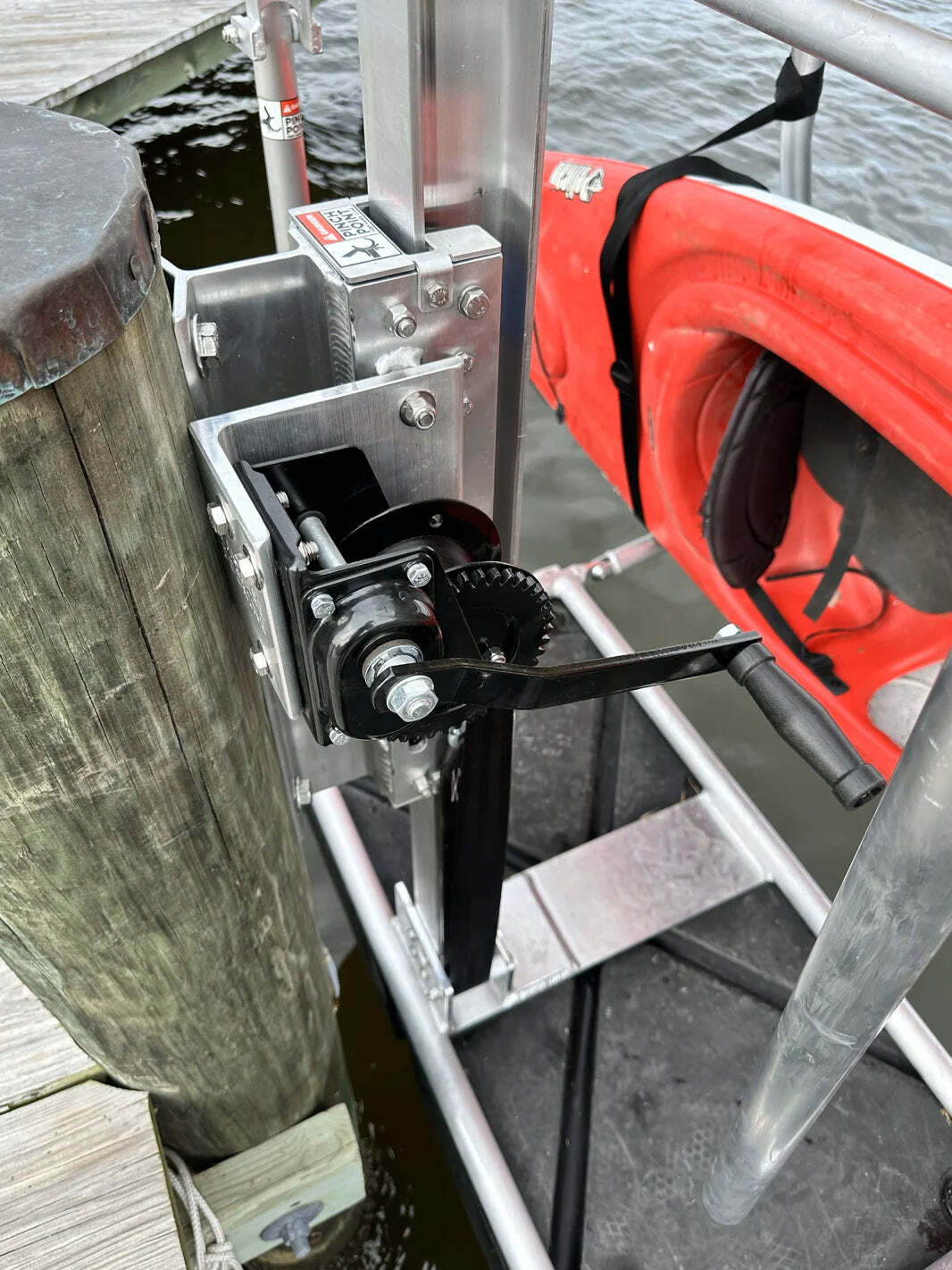 Fixed Dock Seahorse Launch & Stow