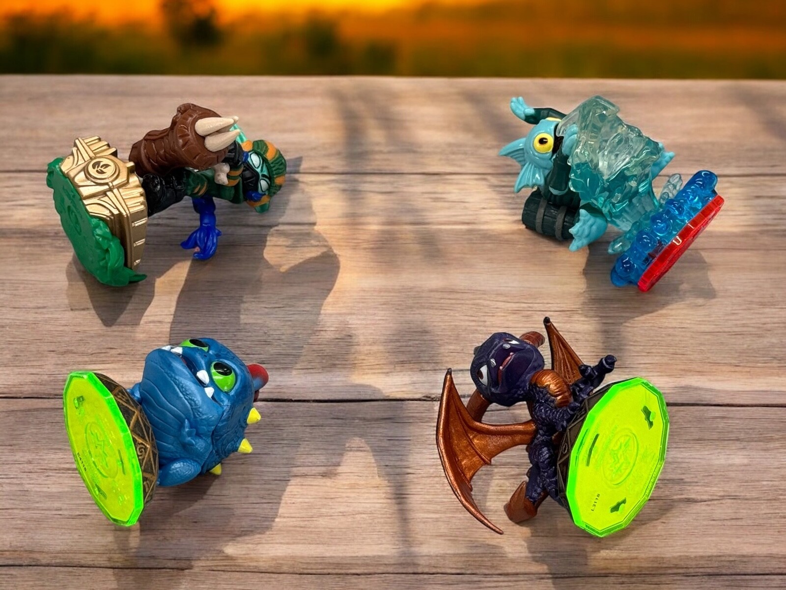 Skylanders Collectible Figurines Random Mixed lot 4 Toy for Portal Of Power Game