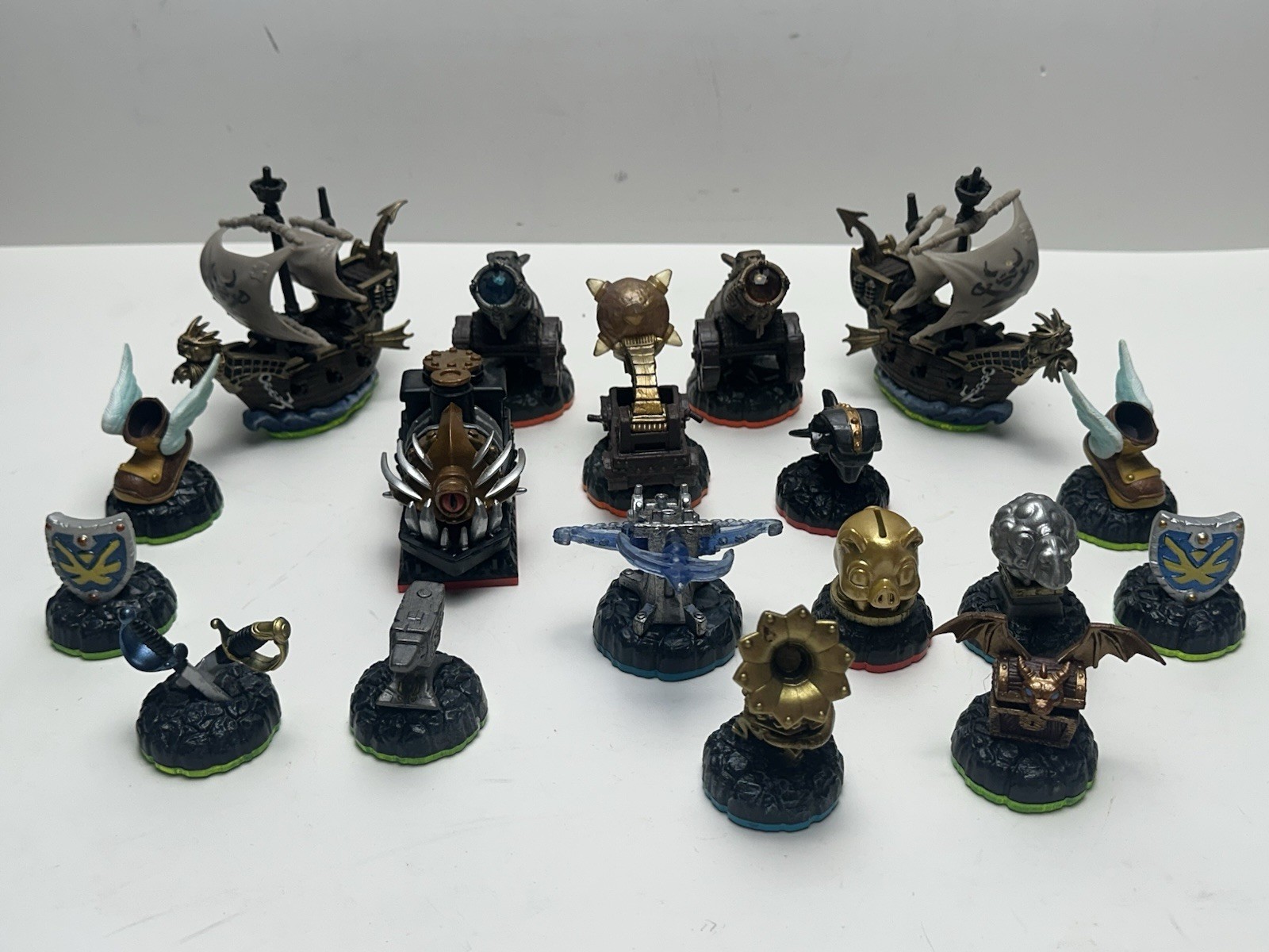 Random Skylanders Lot