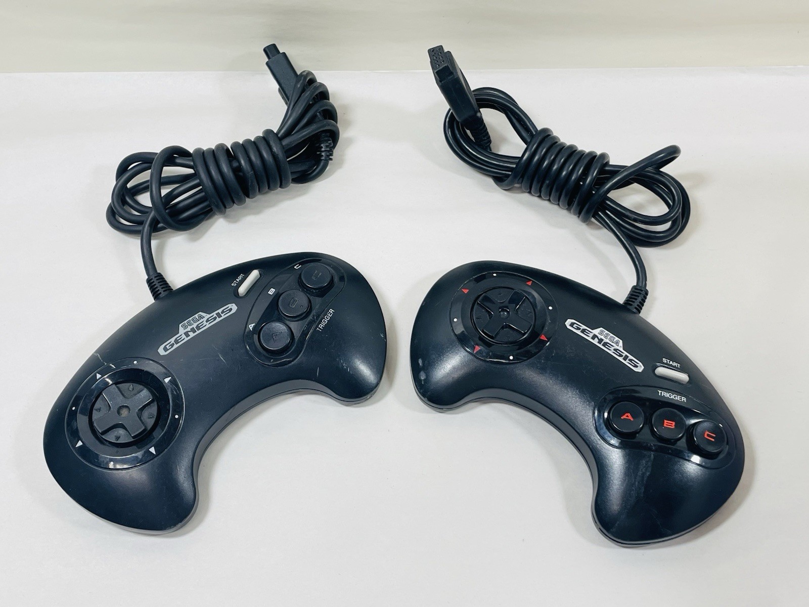 Lot Of 2 OEM Sega Genesis 3 Button Controller Model 1650 – Black & Red Tested