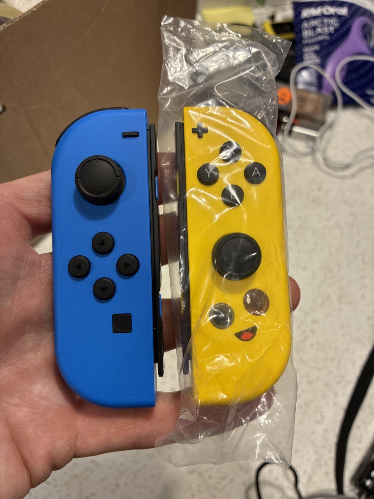 Nintendo Switch Fortnite Joy-Con Set Yellow Blue Banana Peely Open Box Code Used