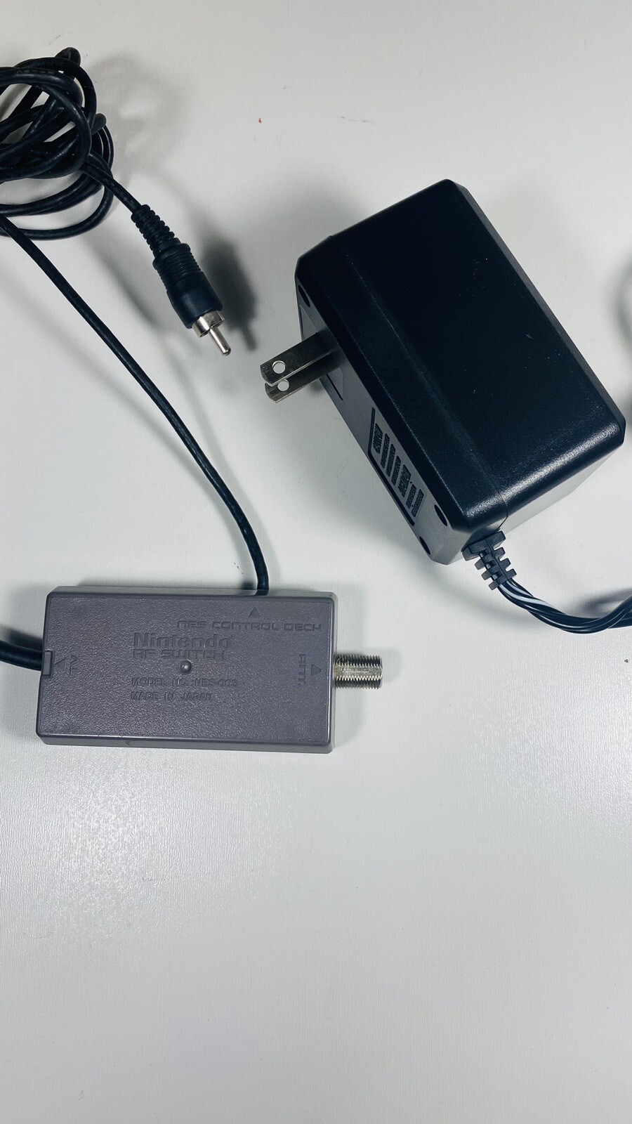 Nintendo SNES NES-003 RF Switch + AC Adapter Connect Cables for Nintendo Console