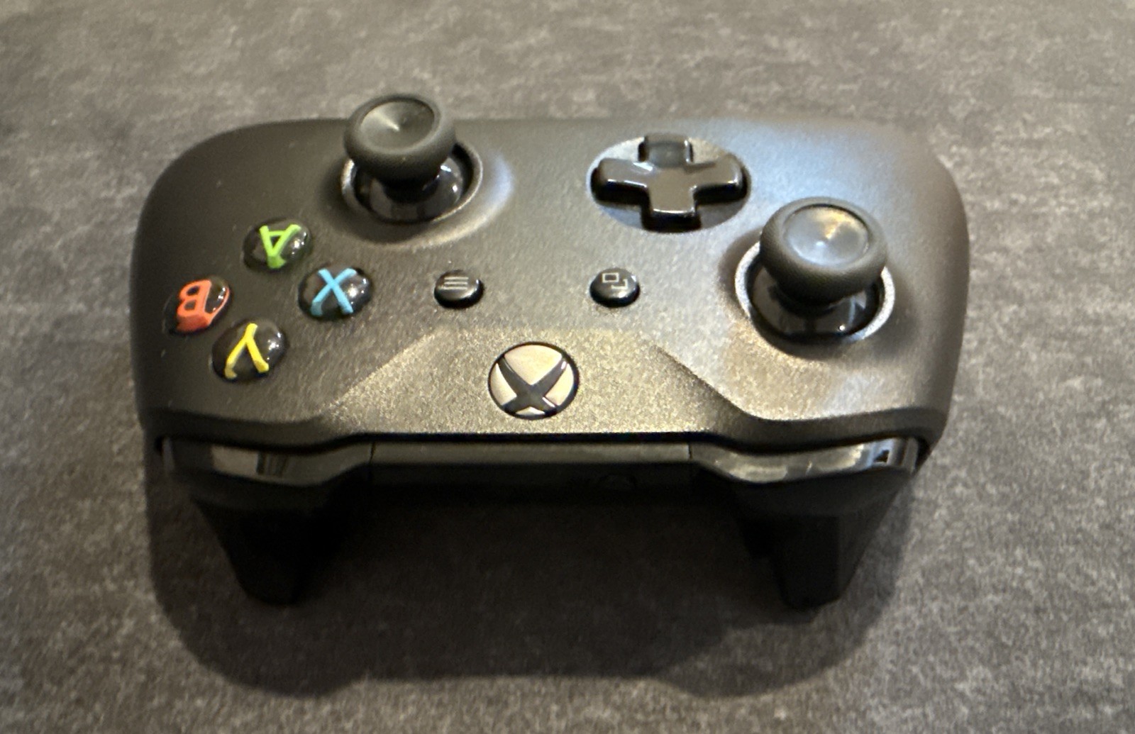 Official Microsoft Xbox One Wireless White Controller! Works Great! Authentic!