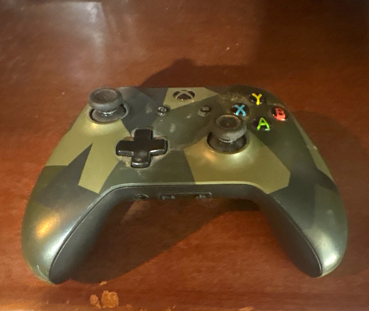 Microsoft Xbox One Wireless Controller – Green/Black Camo Wireless