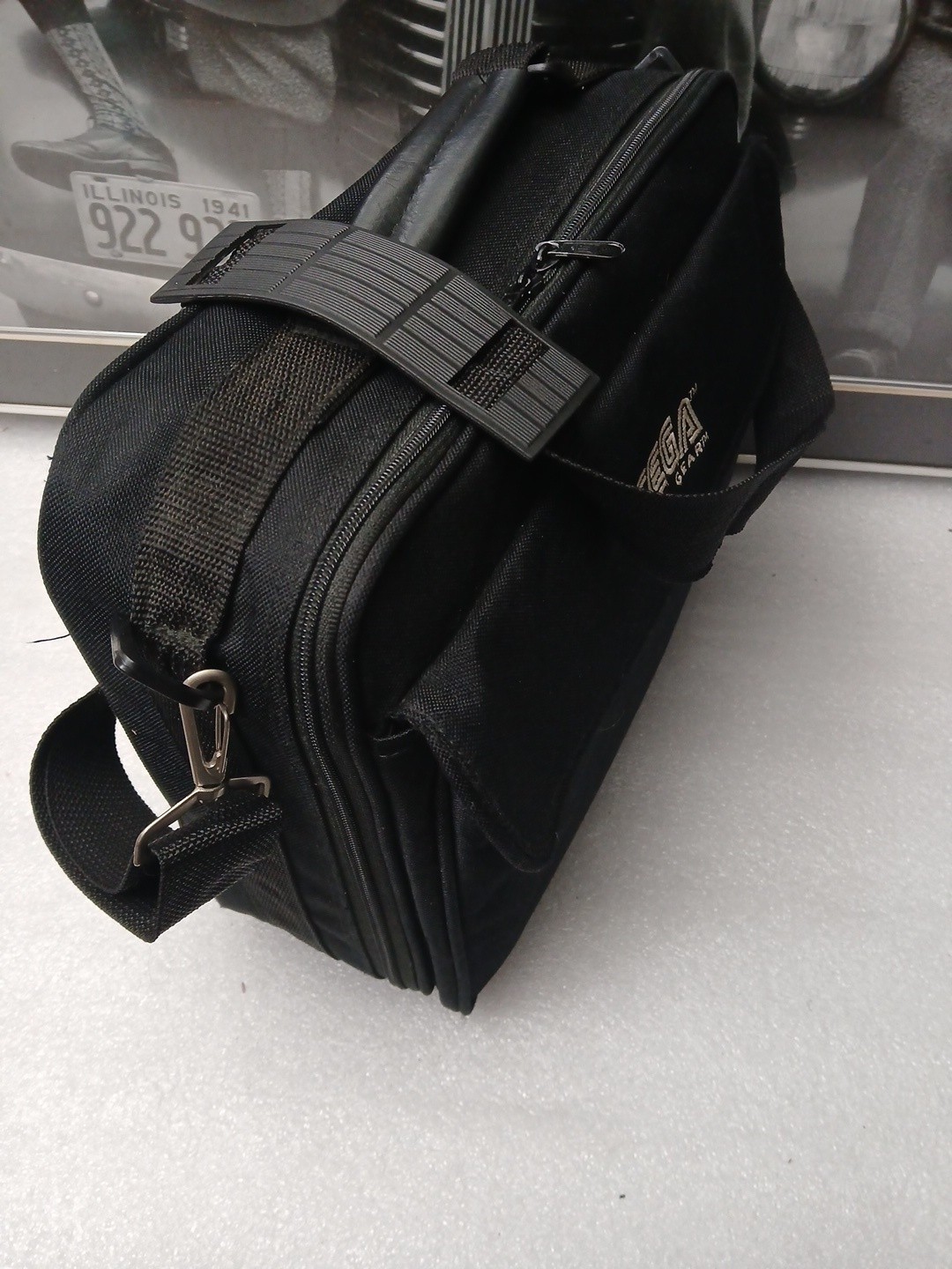 Official VINTAGE Black Sega Game Gear Carrying Case Travel Bag w/ Shoulder Strap