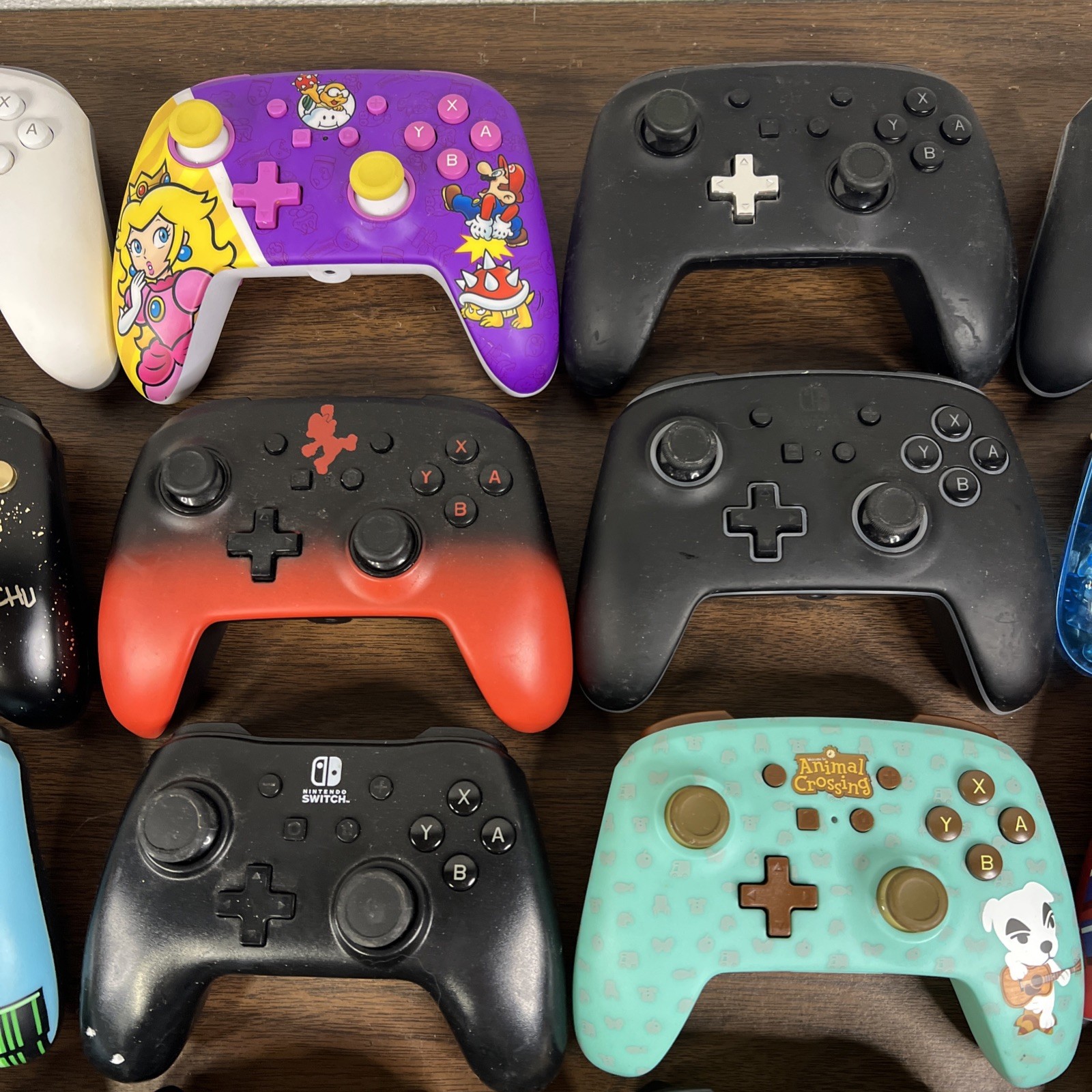 Lot of 30 Mixed PowerA PDP Hori Controllers for Nintendo Switch – ⚠️ UNTESTED