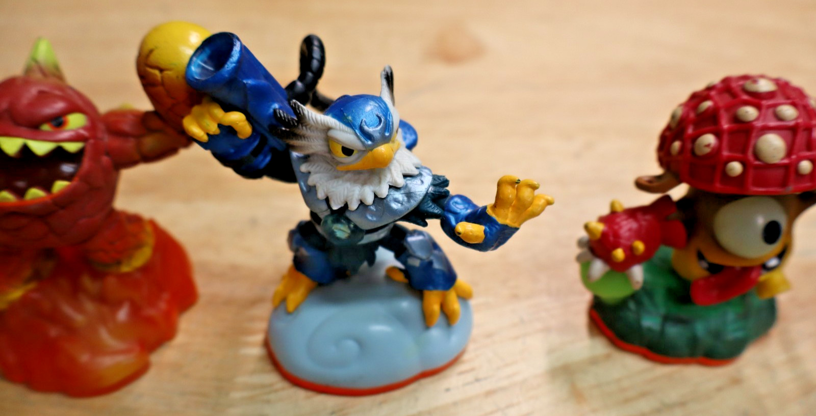 Mixed Lot of 9 Skylanders Superchargers Figures and Vehicles