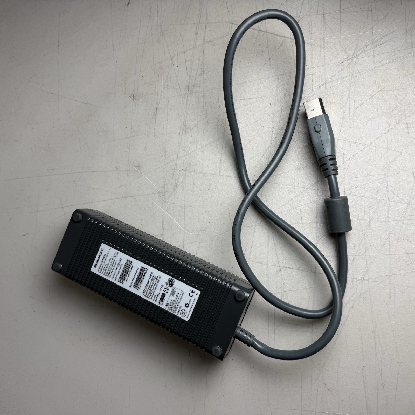 Microsoft XBox 360 Gaming Console 203W AC Adapter Power Supply hp-aw205ef3p