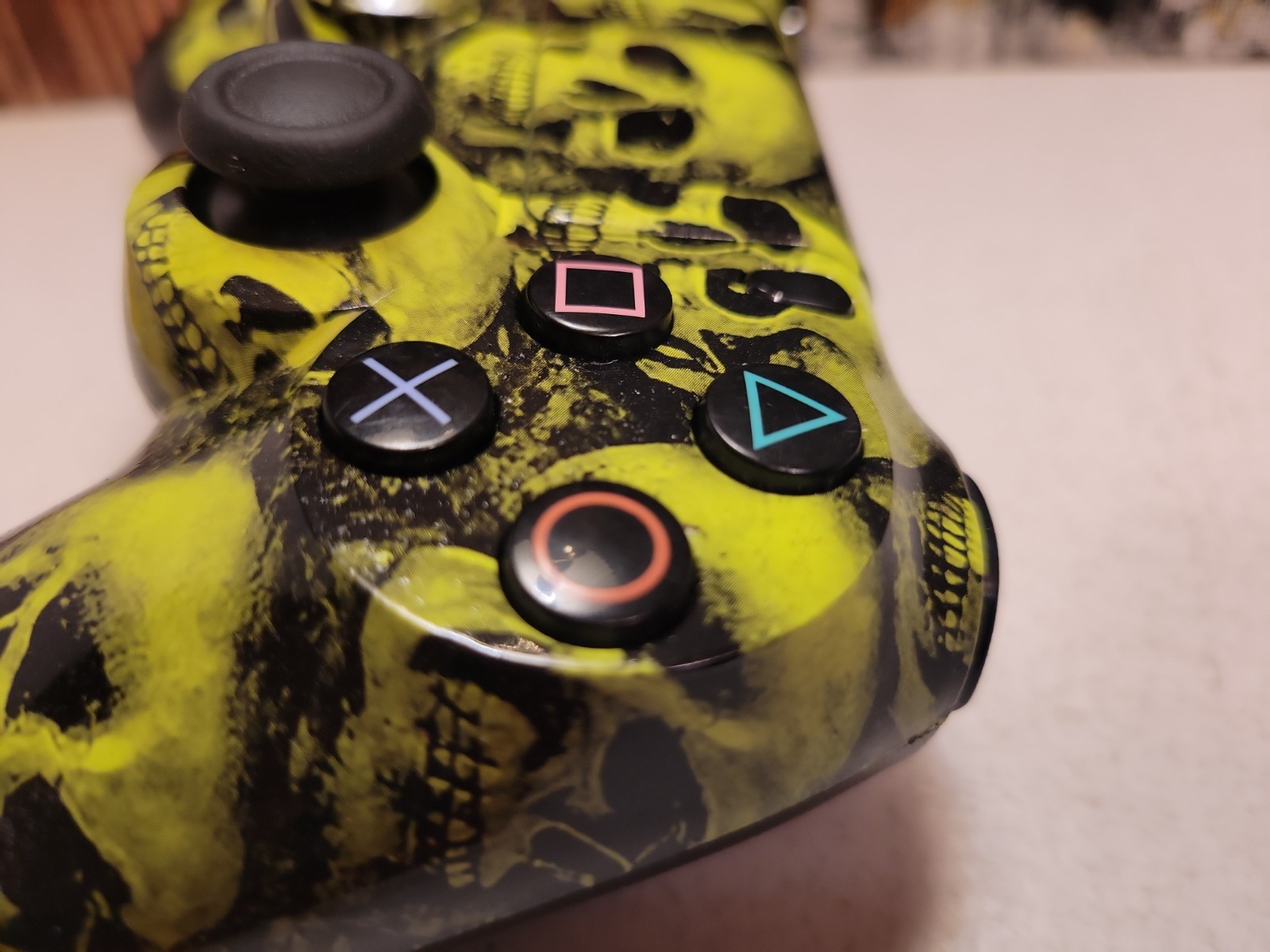 Skull Sony DualShock 4 Controller PlayStation PS4 – Custom Hydro Dipped
