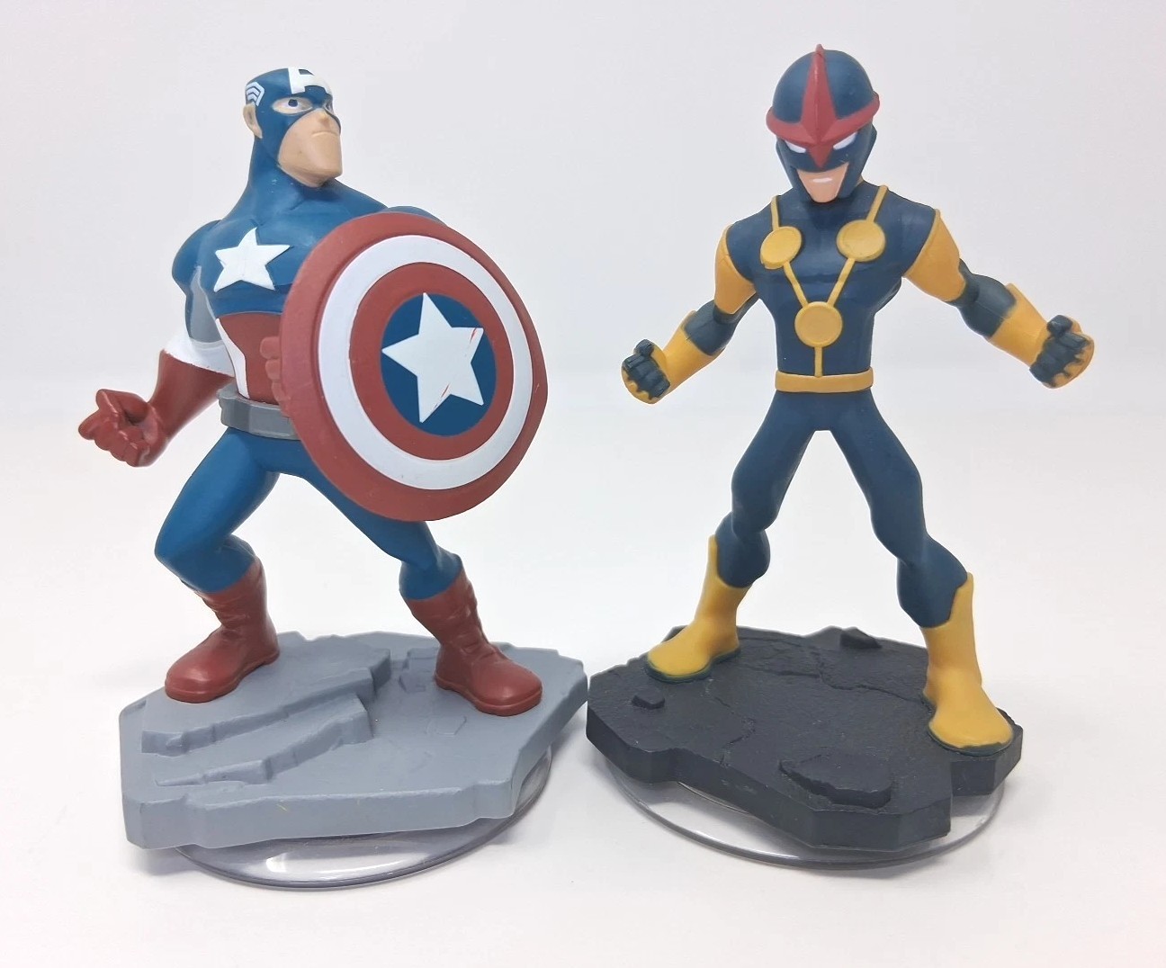 Disney Marvel Infinity Figure Lot Of 2 Captain America Nova 2.0 Untested 4″