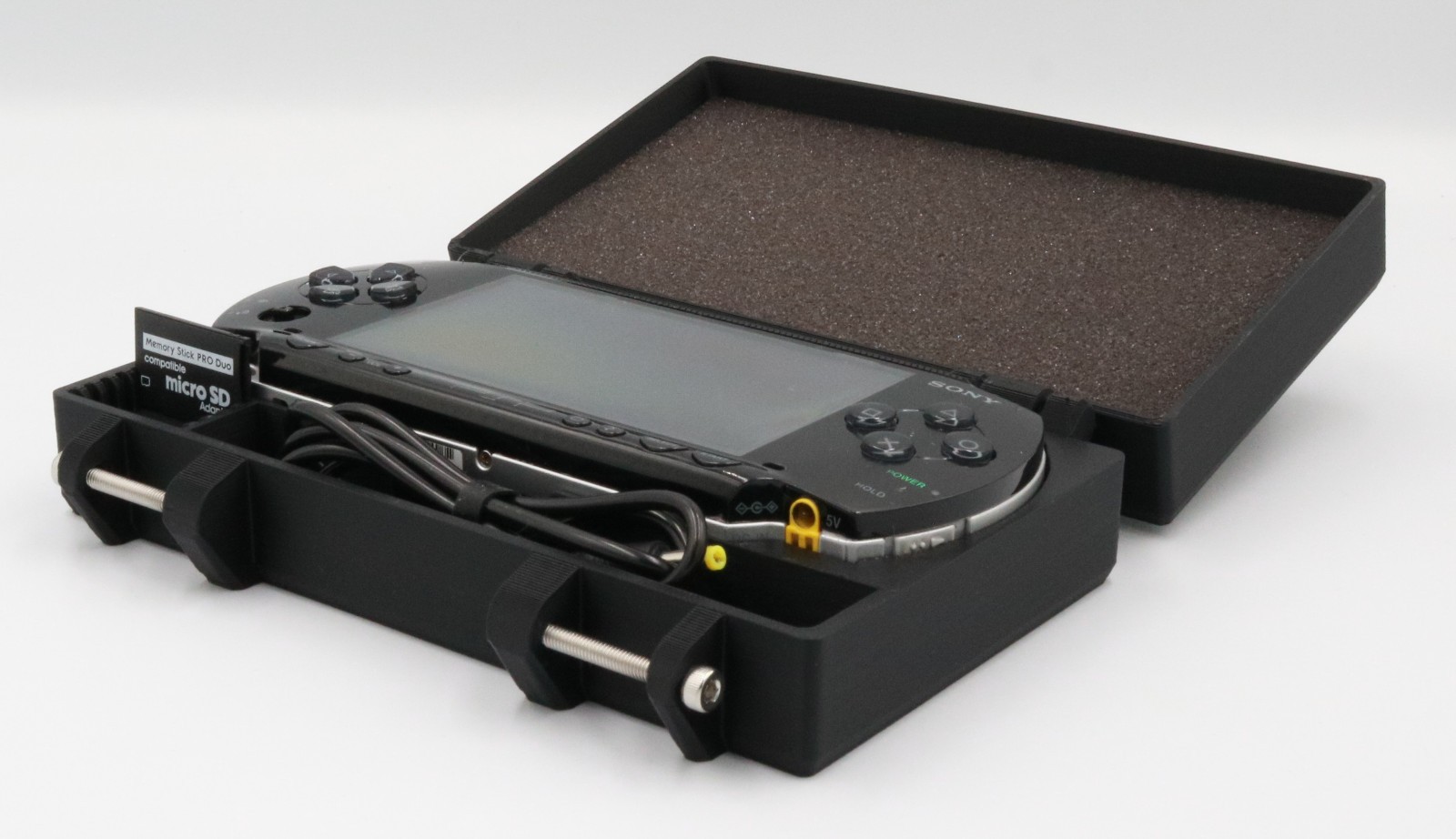 PSP 1000 Compatible Protective Carrying Case – Holds 4 + 1 Games