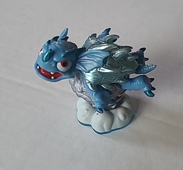 Lot Of 8 Skylanders Flameslinger Terrafin Warnado Ignitor (B1-E8)