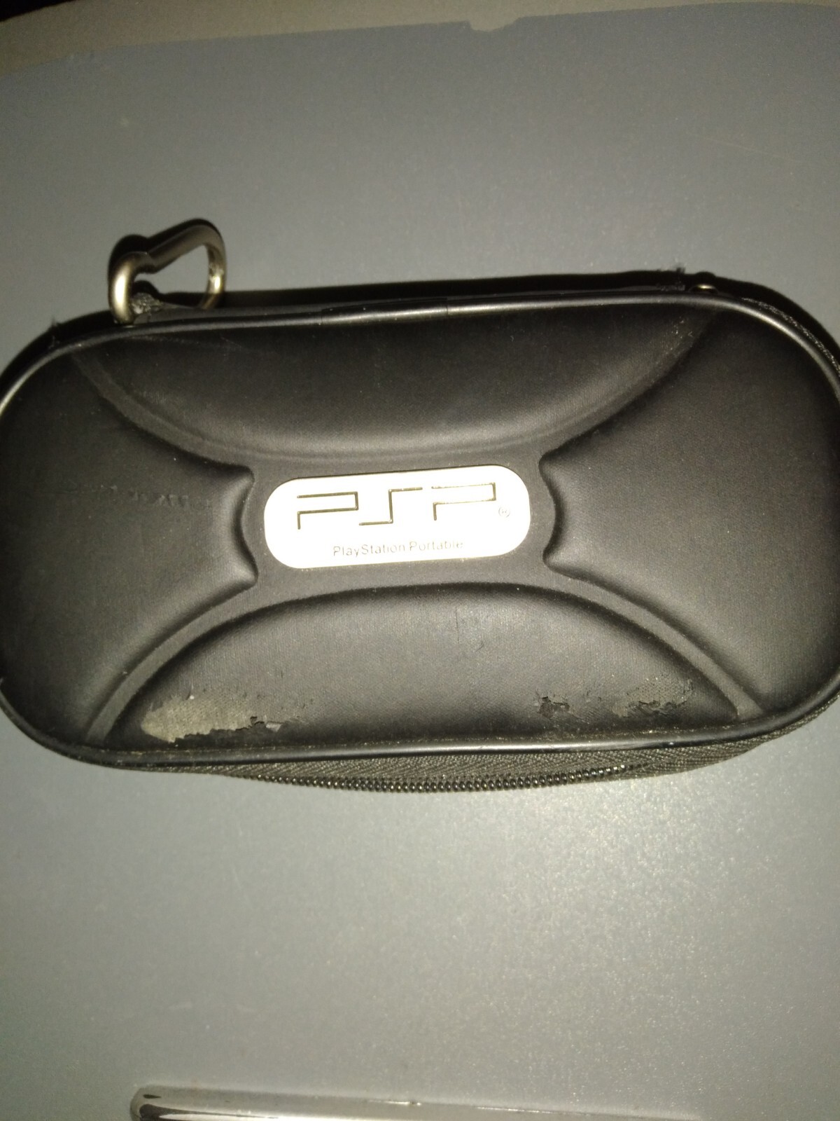 SONY PSP carrying Case Black Storage for 6 SD cards and 4 games *USA SELLER